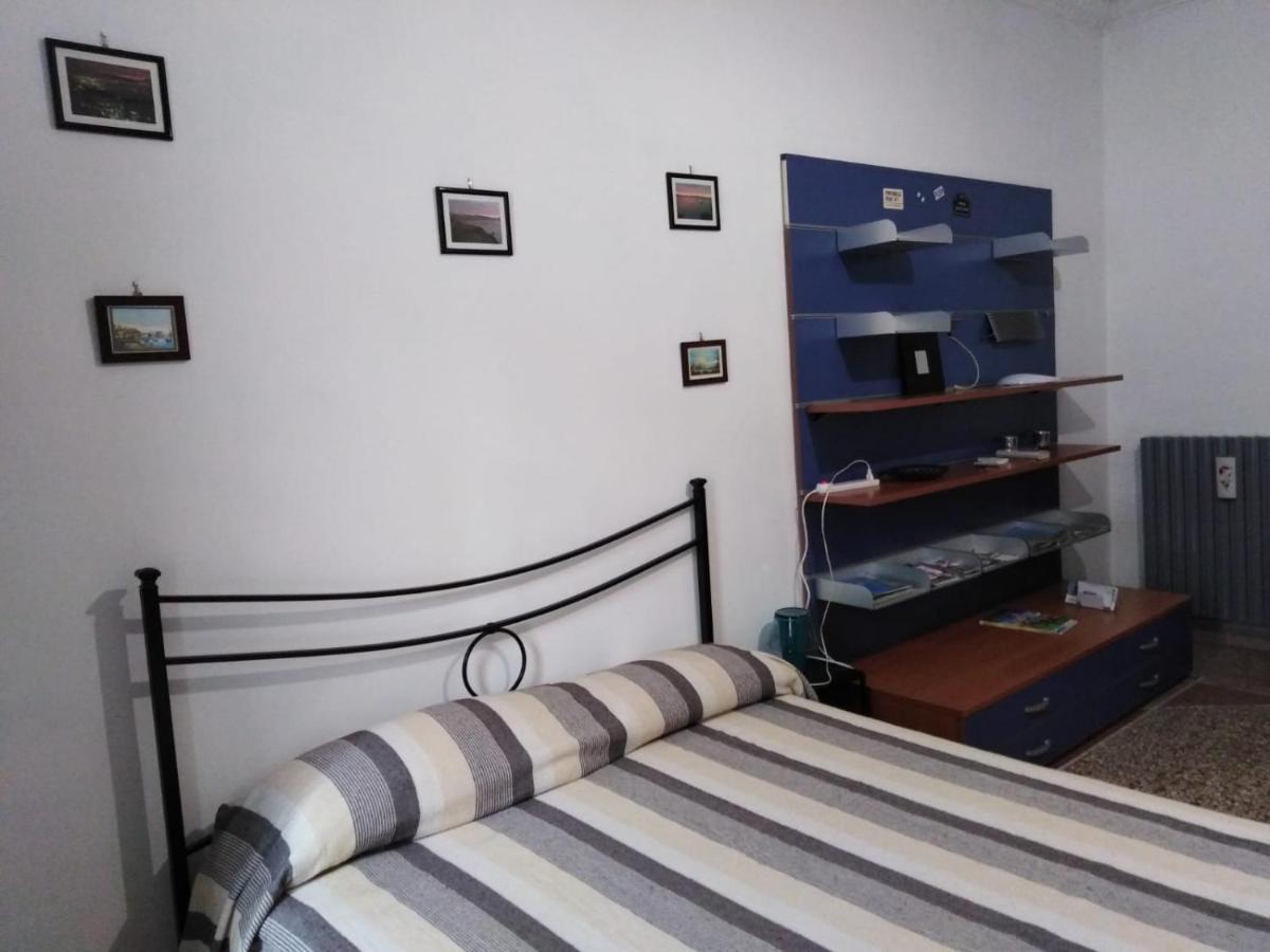 I Colori Di Napoli Apartment Bagian luar foto
