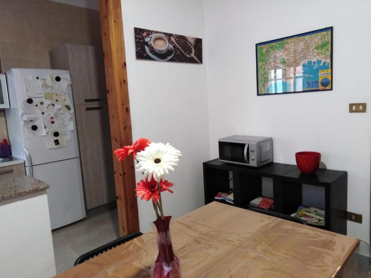 I Colori Di Napoli Apartment Bagian luar foto